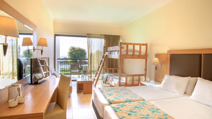 Sol Cosmopolitan Rhodes